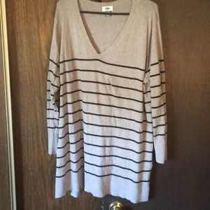 Old navy sweater